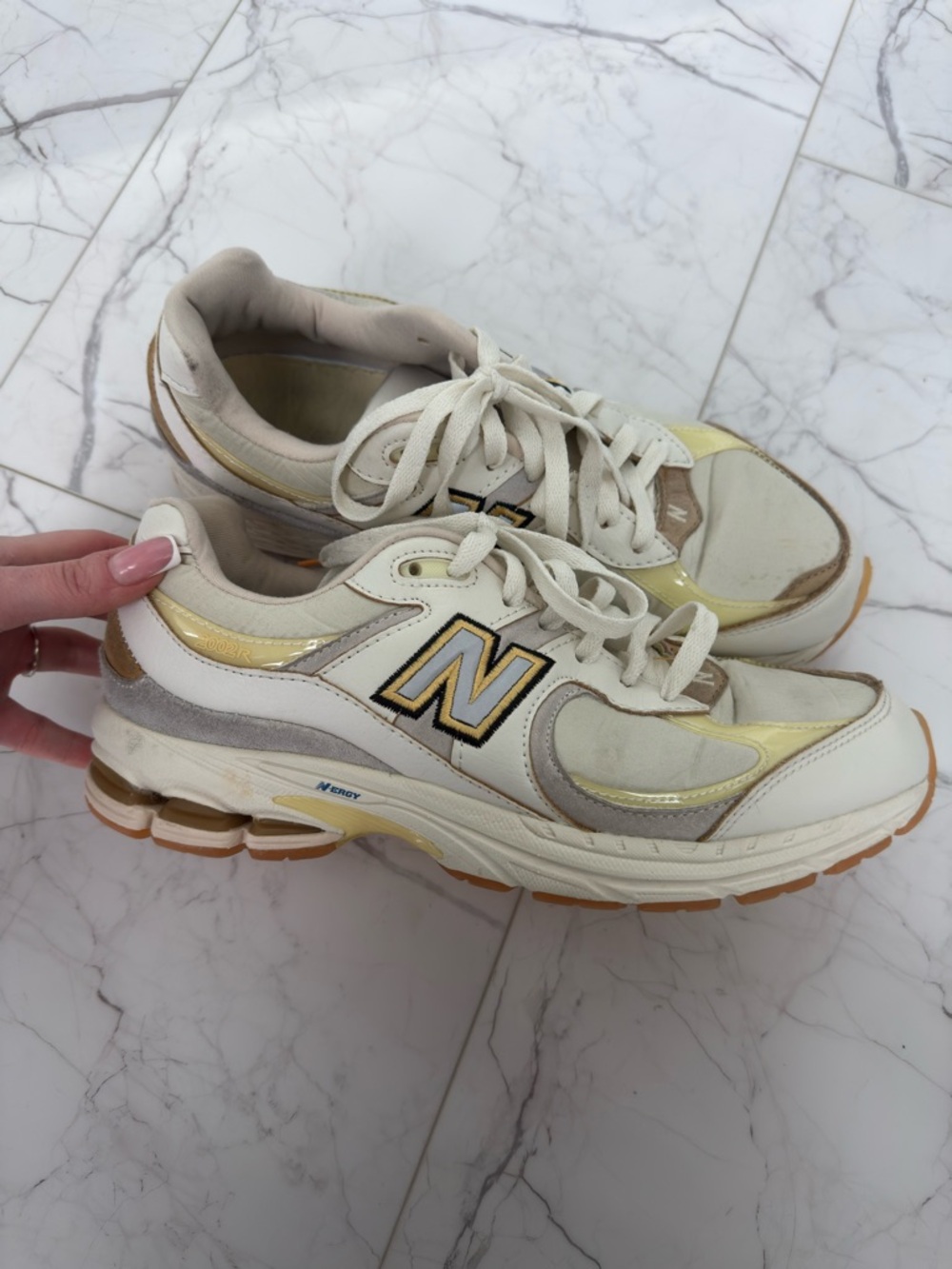 New Balance Cream and Yellow Athletic Trainers